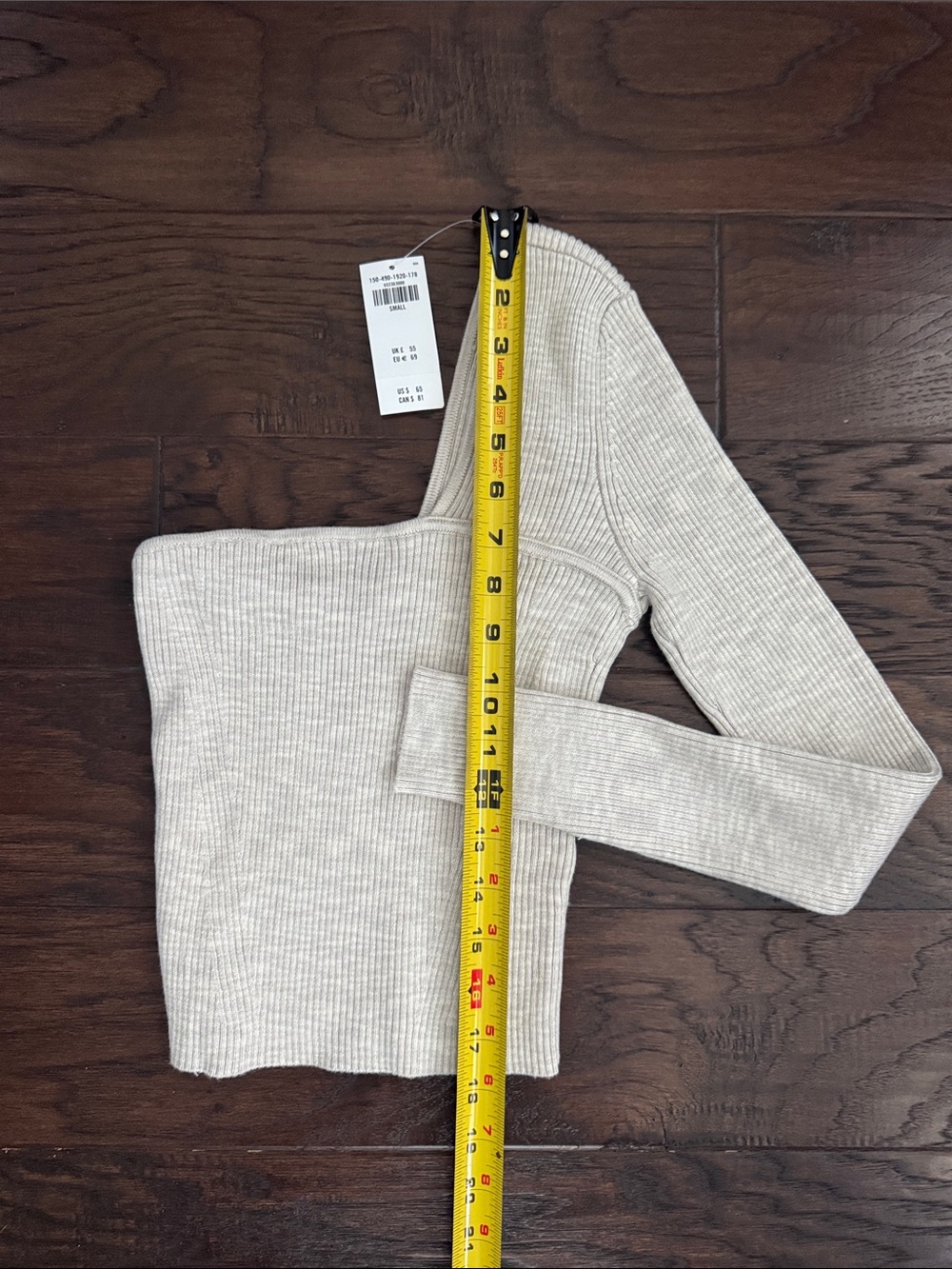 Abercrombie & Fitch One-Shoulder Ribbed Cream Sweater - Picture 4 of 6